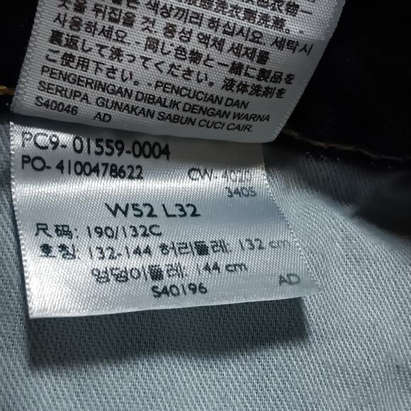 Levis 559 Relaxed Straight Jeans Size 52 x 32 Dark Blue Wash Straight Leg - Picture 6 of 6